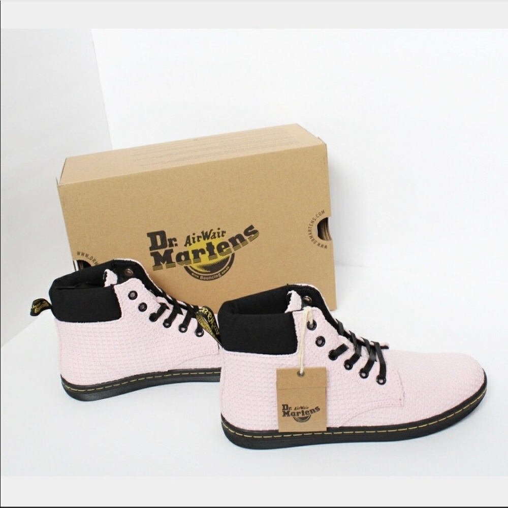 Dr. Martens Marley WC Pink